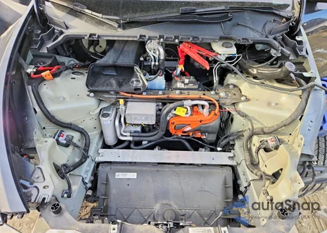 2024 Tesla Model Y из США, поврежденный, VIN 7SAYGDED0RF204882